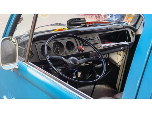 Volkswagen T2b Panelvan Westfalia avec int&eacute;rieur de camping-car photo : 16