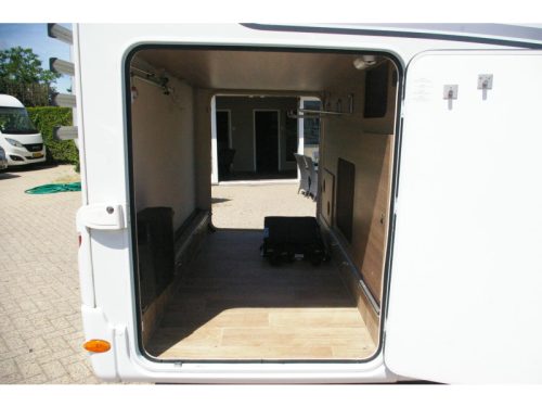 Dethleffs Trend I 7057 Single beds, Fold-down bed. photo: 5
