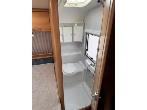 TEC Travel King 460 TDF Mover, Awning French bed photo: 11