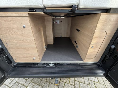 mooveo Van 63 EB Automaat Super luxe 180pk Foto: 8