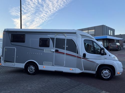 Dethleffs Globebus T 004 1st Owner - Original NL photo: 4