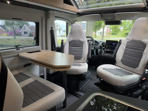 Adria Twin 640 SGX AUFSTELLDACH + HUBBETT Foto: 9