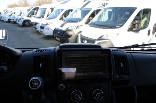 Junger Knaus VanSation 650 Peugeot 2.2 l/ 165 PS mit nur 7.873 km Einzelbetten (45  Foto: 20