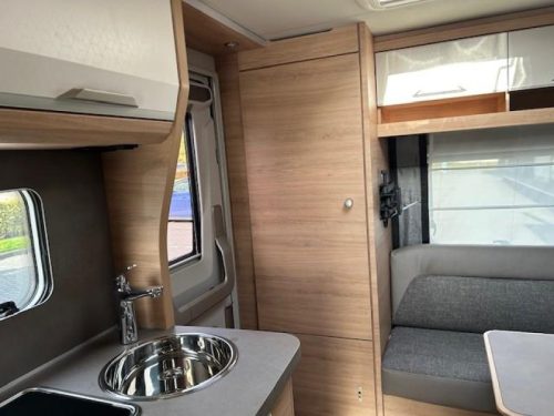 Knaus Sudwind Black Selection 420 QD photo: 8