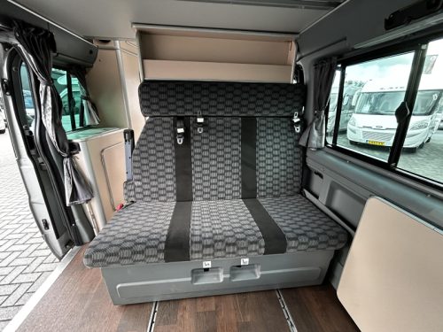 Westfalia Nugget Festdach/140PS/Klimaanlage/5-m Foto: 8