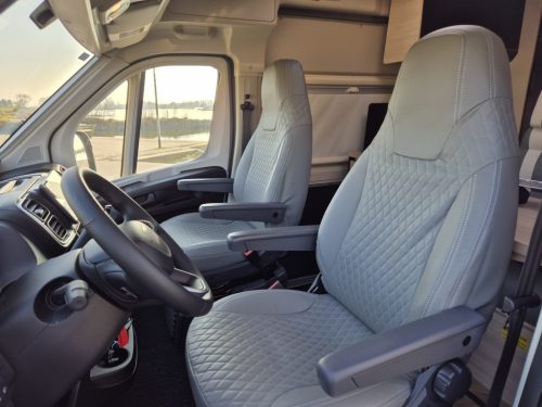 CHAUSSON photo: 20