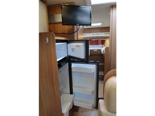 Carado T447 | Enkele bedden + Hefbed | Navi / Camera | Schotel | Zonnepaneel Carado T447 EURO6 | Enkele bedden + Hefbed | NAVI | Lichtm foto: 6
