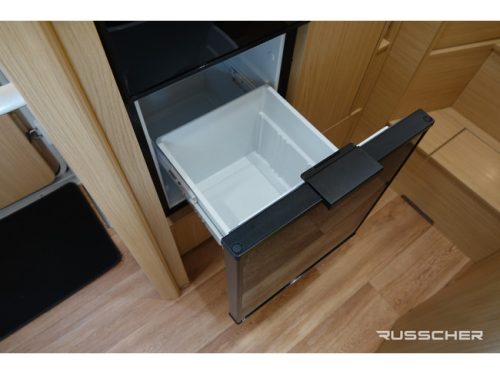 NIESMANN BISCHOFF Smove 7.4 E 150Pk Automatic | Leather | Single beds photo: 9