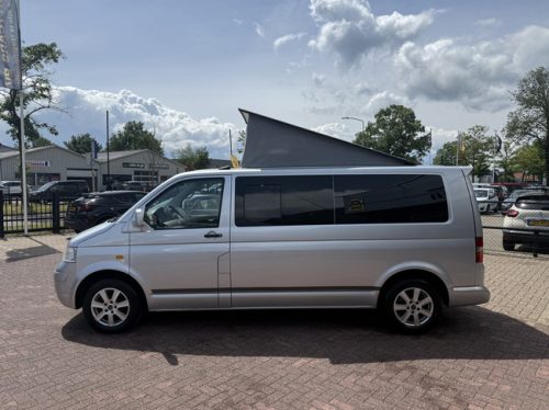 Volkswagen transporter van conversion TDI 131 hp original NL car NAP logical air conditioning cruise control pop-top roof 2 berths towbar photo: 6