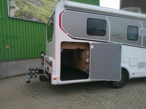 Dethleffs Just Camp 7052 DBM French bed+pop-top roof  photo: 19