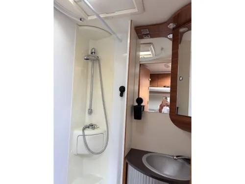 Adria Sport 572 SL ENKELE BEDDEN Foto: 3