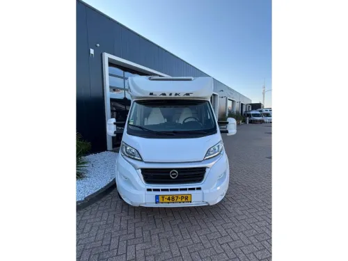 Laika Kosmo 212 Levelsysteem Queensbed 7m Foto: 4