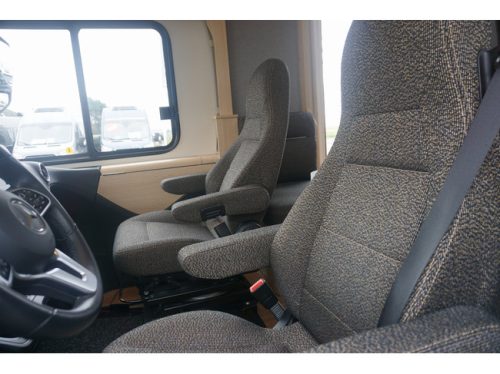 Hymer B MC I 680 Mercedes photo: 11