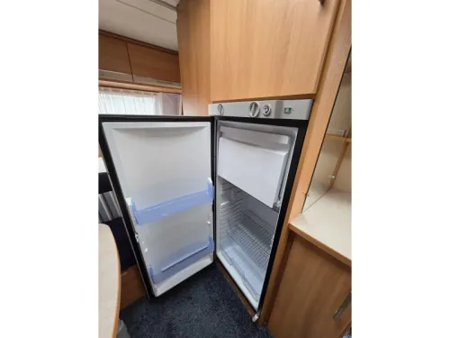 Caravelair Allegra 410 photo: 10