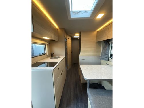 Weinsberg CaraLife 500 QDK STAPELBED-AIRCO Foto: 2