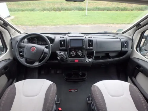 Weinsberg CaraBus 630 ME Edition Fire  Foto: 22