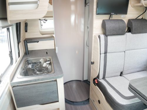 Knaus Boxstar 540, 5,40 Meter Kastenwagen, Anh&auml;ngerkupplung Foto: 14
