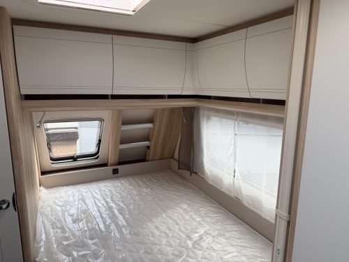 Hobby De Luxe 460 UFE Franz&ouml;sisches Bett & Rundsitzgruppe! Foto: 7