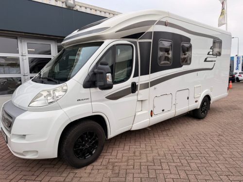 Hymer 598cl Queensbed, Face To Face, Very Spacious Bike Rack, Solar Panel photo: 5