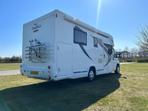 Chausson 718 EB 2.3 131 HP Fiat Ducato Semi-Integrated Camper QUEENS BED IN Height adjustable photo: 16