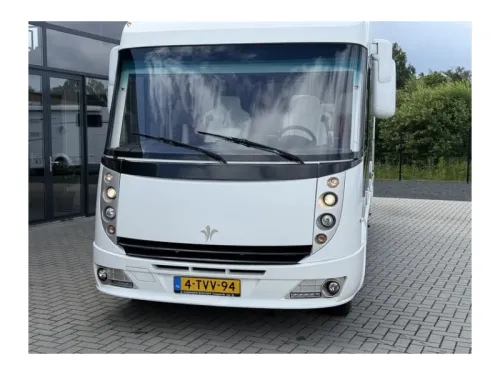 Niesmann+Bischoff Arto 66L * Level * Airco photo: 3