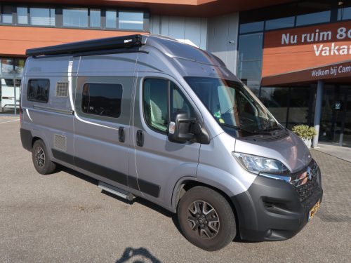 P&ouml;ssl 2WinR Plus 600 POP-TOP ROOF 1ST OWNER photo: 1