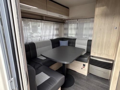 Caravelair Antares Style 470 mover, luifel, fietsenrek  foto: 5