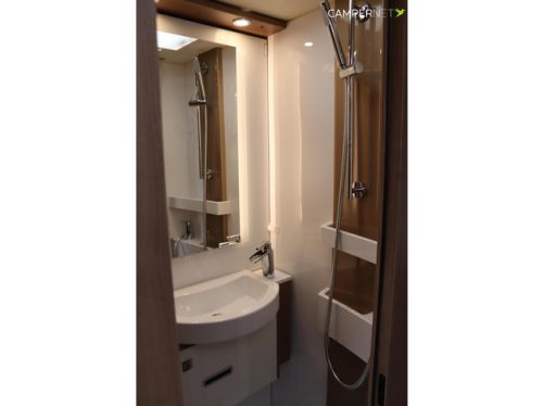 B&uuml;rstner Lyseo Harmony Line 140cv Autom&aacute;tico | &iexcl;Suelo plano! | Camas individuales | Horno | Suspensi&oacute;n neum&aacute;tica | Toldo | Garaje grande | Panel solar | Co foto: 21