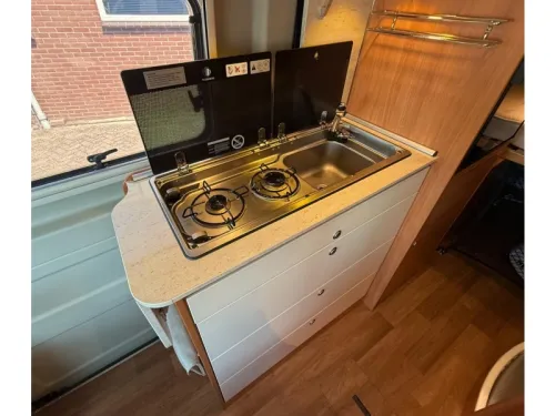 Hymer Grand Canyon CL 4 berths photo: 11