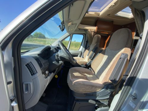 Challenger Mageo 118 large double bed  photo: 16