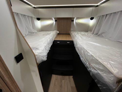 Pilote G 740 FGJ Motorhome, Face to Face 2027 photo: 11