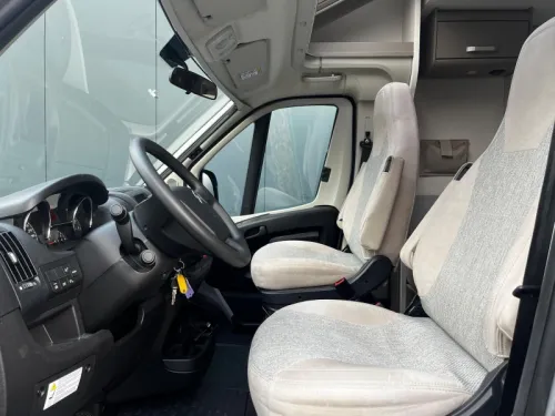 Carado T 447 - mit TV + Satellitensch&uuml;ssel Foto: 7