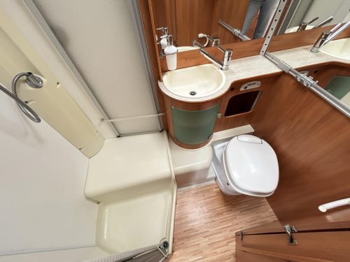 Hymer Tramp 664 SL Querbett/XXL-Garage/2007 Foto: 11