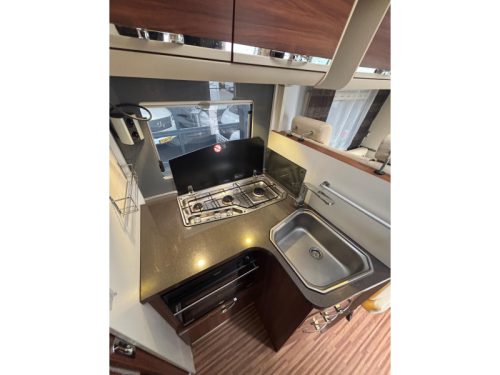Adria Matrix M 670 SBC full options, French bed photo: 11