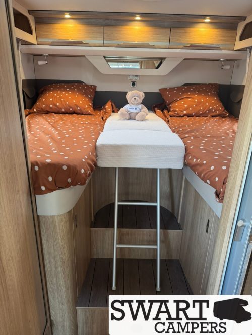 Knaus Skywave 650 MEG, Einzelbetten Hubbett Foto: 17