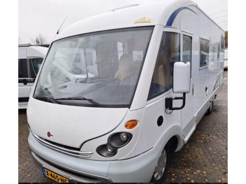 B&uuml;rstner Elegance 690 I 205CM BED-LPG+SOLAR PANEL photo: 15