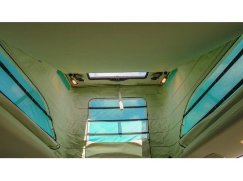 Mercedes-Benz V-Class Marco Polo photo: 18