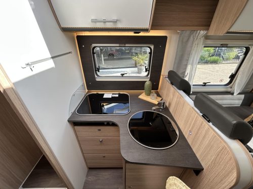 Sunlight T 68 Adventure Edition Zonnepaneel + hefbed  foto: 19