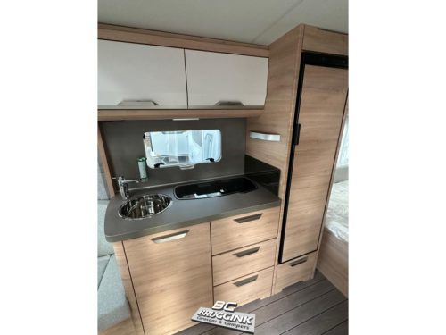 Knaus Sudwind 60 Years 500 FU Franz&ouml;sisches Bett Campovolo Grau Foto: 4