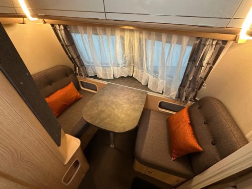 Eriba Touring Triton 430 60 Years Edition Foto: 5