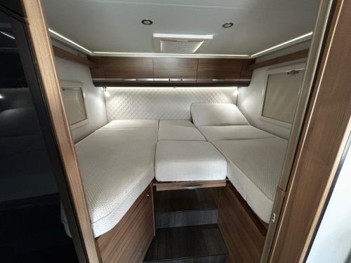 Adria Matrix Axess 600 SL Single beds - Drop-down bed photo: 18