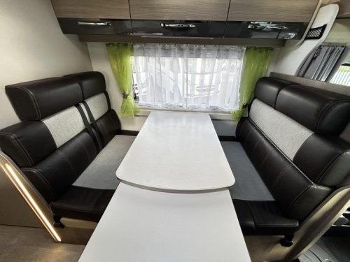 Chausson Flash 714 GA Festbett/Alkoven/Euro6/2017 Foto: 12