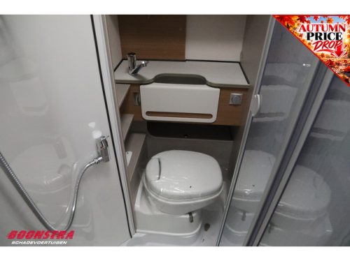 B&uuml;rstner Averso Harmony 465 TS **NEW/NEU** LMV French bed Shower photo: 20