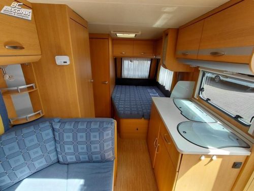 Knaus Sport 450 FS MOVER AIRCO AWNING photo: 4