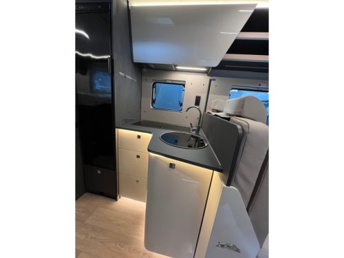 Laika Kosmo 319 automatic, single beds photo: 10