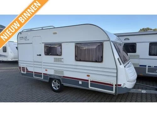 Home-Car Racer Trophy 43 fixed bed dinette toilet
