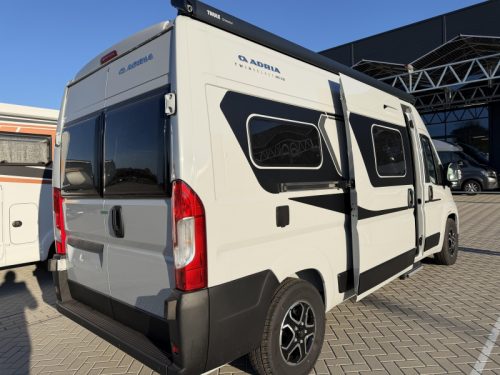 Adria Twin Select 600 SLB Select / automatic  photo: 2