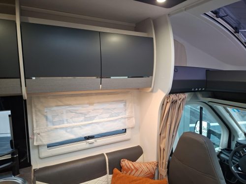 Chausson 777 Titanium Ultimate Einzelbetten XL Garage Foto: 7