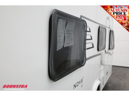 Eriba Nova Light 442 Awning Single beds Dinette seating 1600kg NEW / NEU photo: 6