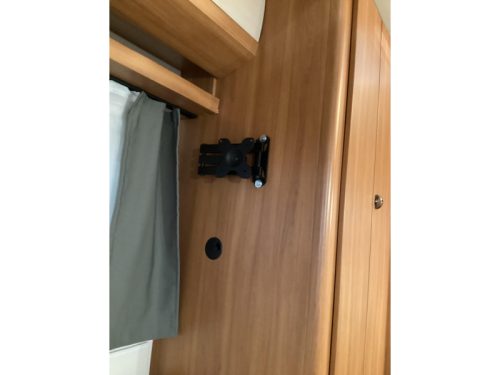 Hobby On Tour 470 KMF awning photo: 18